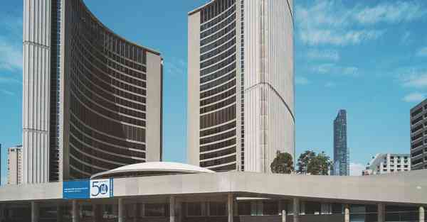 马自达智能机器人系统设计