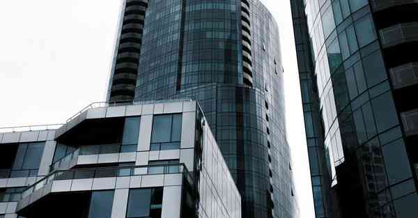 智能无人送餐机器人实景