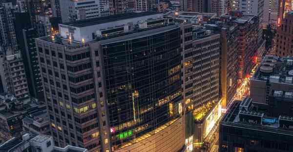 智能环卫机器人介绍语 智能环卫机器人介绍语怎么写