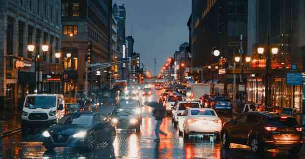 用AI技术复活赫本，AI复活亲人技术