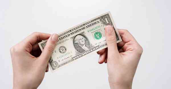 CHATGPT创始人米拉穆拉蒂：将人工智能带入对话时代