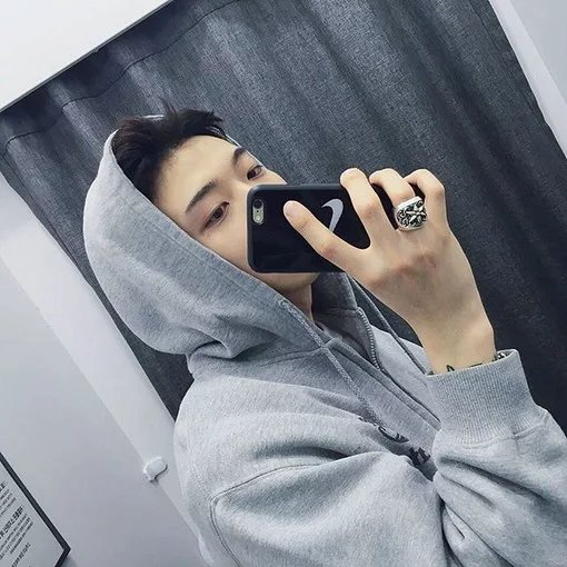 潘瑶珊政