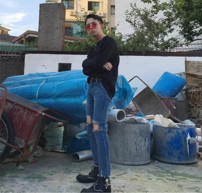 荀丹瑗丽