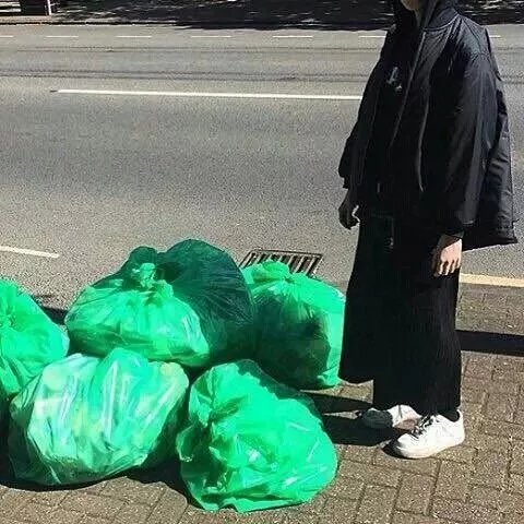 平蓝岚韵